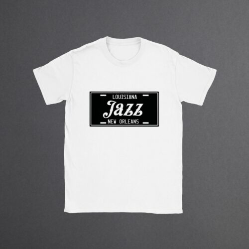 Crisp t-shirt featuring a classic 'Louisiana Jazz - New Orleans' license plate design, perfect for jazz enthusiasts and souvenir collectors.