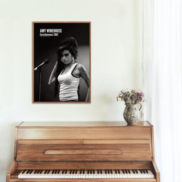 Amy Winehouse Jazz Poster - Vintage Music Wall Art, Black and White Print, Soulful Home Decor, Gift for Music Lovers, Retro Aesthetic