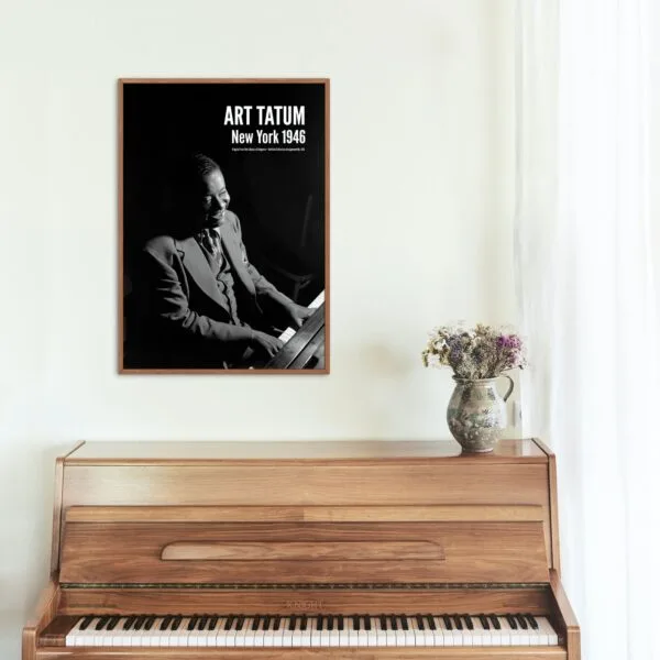 Art Tatum jazz poster with a vintage black-and-white portrait of the legendary pianist at the piano, taken by William P. Gottlieb in New York. A must-have for jazz lovers, music history fans, and vintage decor collectors. Perfect for home or studio.