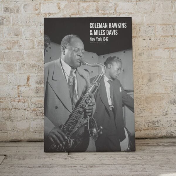 Wayne Shorter Jazz Poster – Amsterdam 1959. Vintage black-and-white photo of the legendary saxophonist, perfect for jazz lovers, music decor, and collectors. Ideal wall art for studios, living rooms, and offices.