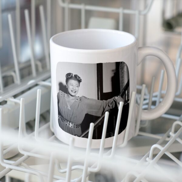 Mug in dishwasher with Ella Fitzgerald's photo print