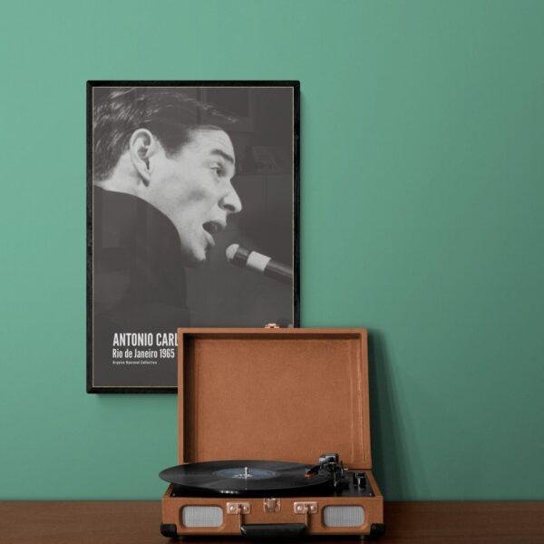 Tom Jobim Jazz Poster: A Unique Music Gift | Ideal for Elevating Your Living Room Decor