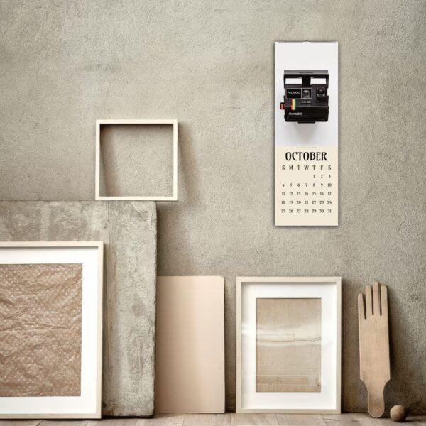 Retro Focus Wall Calendar: Historic Camera Collection | Perfect Calendar Gift for Photography Enthusiasts